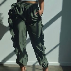 Side of Ruffles Pants